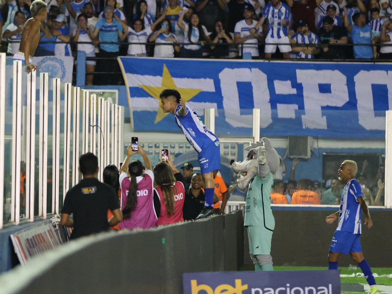 Esli foi o principal artilheiro do Paysandu na Série B, com 10 gols marcados