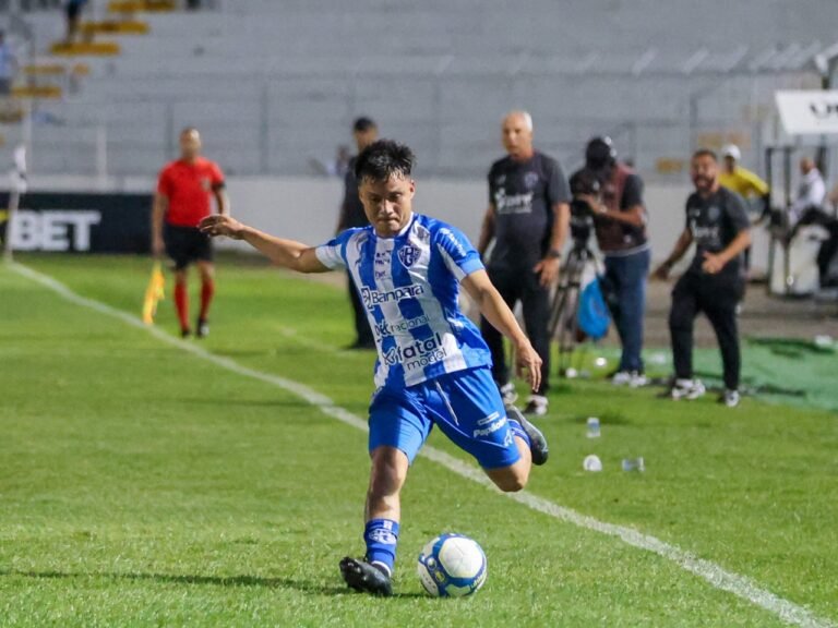 O Paysandu aguarda uma resposta de Esli Garcia para confirmar sua permanência em 2025