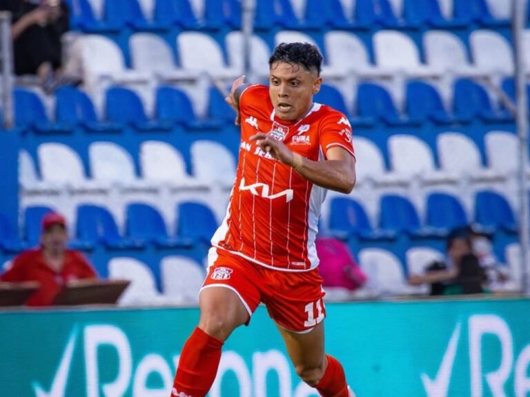 Pedro Delvalle é mais um reforço estrangeiro no Paysandu.